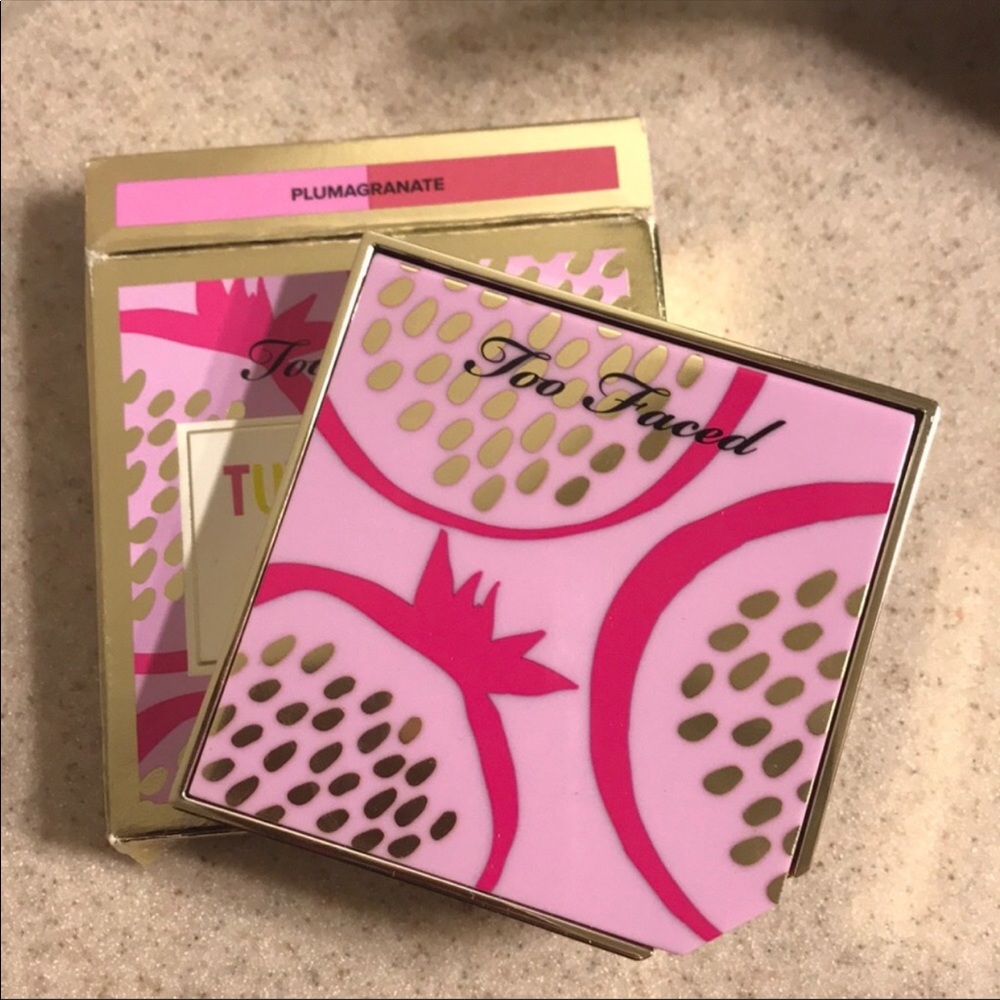 Too faced tutti frutti blush